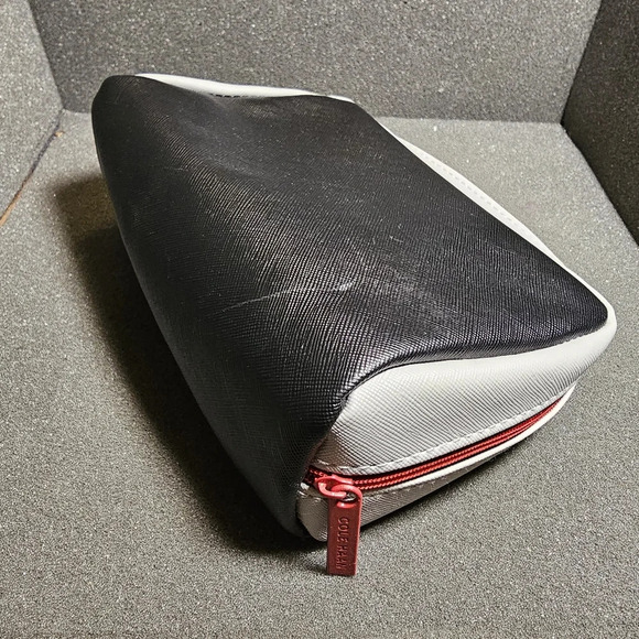 COLE HAAN AMERICAN AIRLINES ZERO GRAND Amenity Kit Cosmetic Travel Holder Zip se - Picture 4 of 7